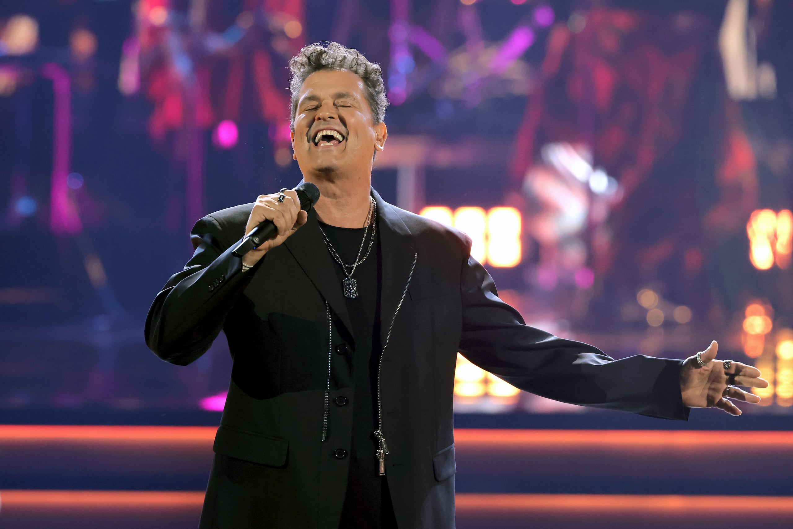 Carlos Vives.
