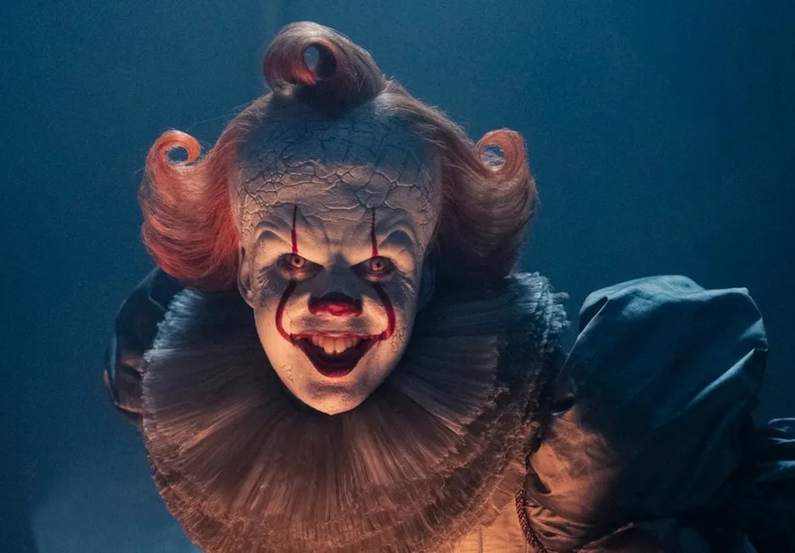 Bill Skarsgård se la come nuevamente como "Pennywise".