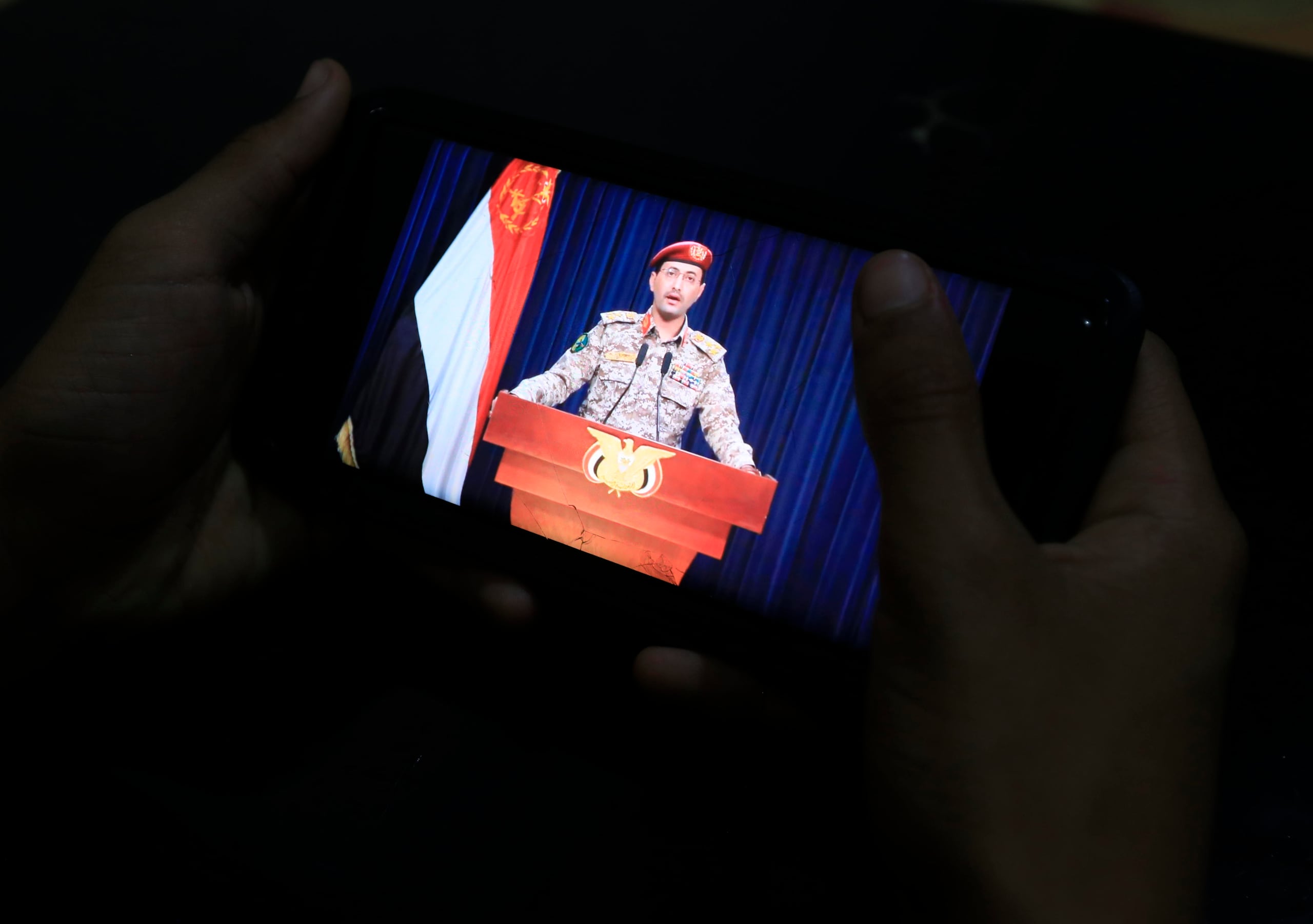 El portavoz hutí afirmó que las fuerzas rebeldes seguirán con sus operaciones militares para imponer un bloqueo a la navegación  en los mares Rojo y Arábigo hasta que se logre un alto el fuego en Gaza.