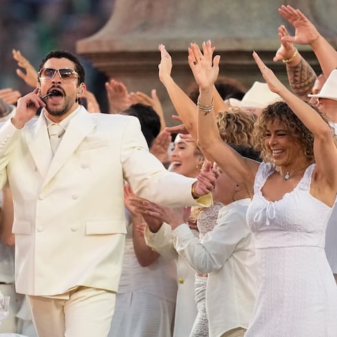 FOTOS: ¡Brutal! Así fue la presentación de Bad Bunny en el Halftime Show del Super Bowl