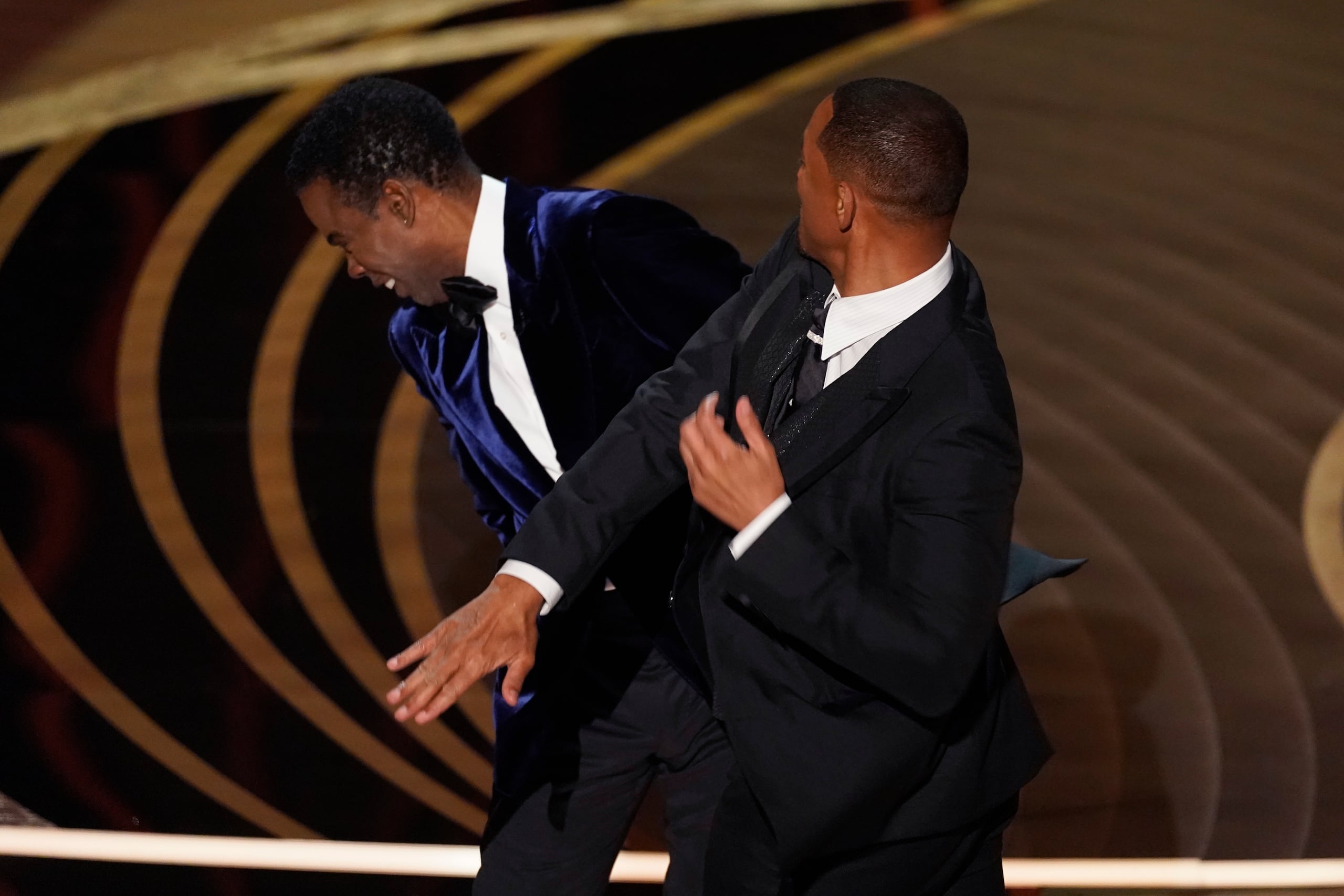Tras golpear al comediante Chris Rock durante la ceremonia del 2022, Will Smith está vetado de la entrega de reconocimientos más importante del cine.