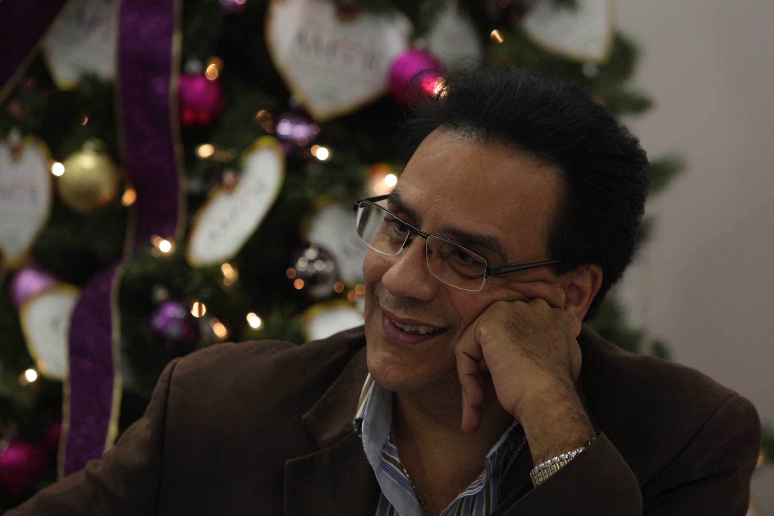 Huertas trascendió de su faceta como cantante y actor a través de los aõs, convirtiéndose en historiador de la televisión y el cine puertorriqueño.