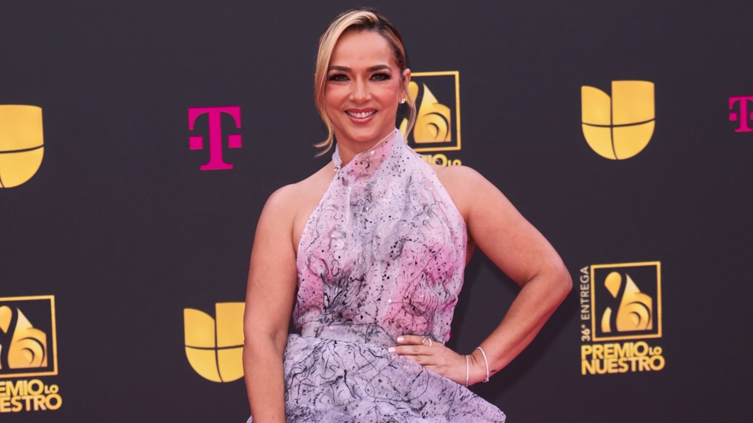Adamari López