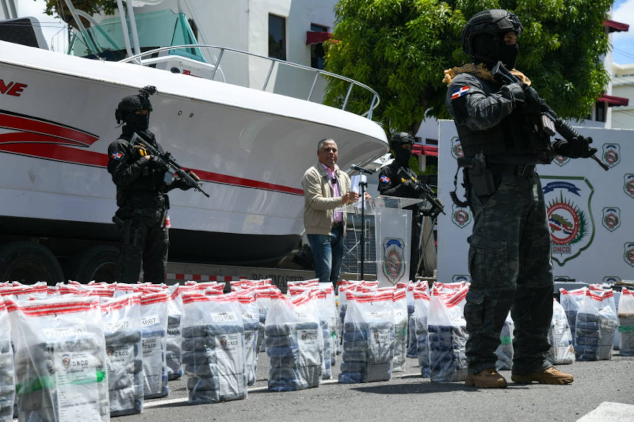 Los paquetes incautados fueron enviados bajo custodia al Instituto Nacional de Ciencias Forences (Inacif) para determinar el tipo y peso exacto del cargamento.