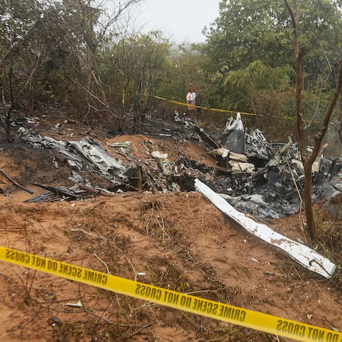 FOTOS: Escena donde se estrelló avión con turistas en Kenia