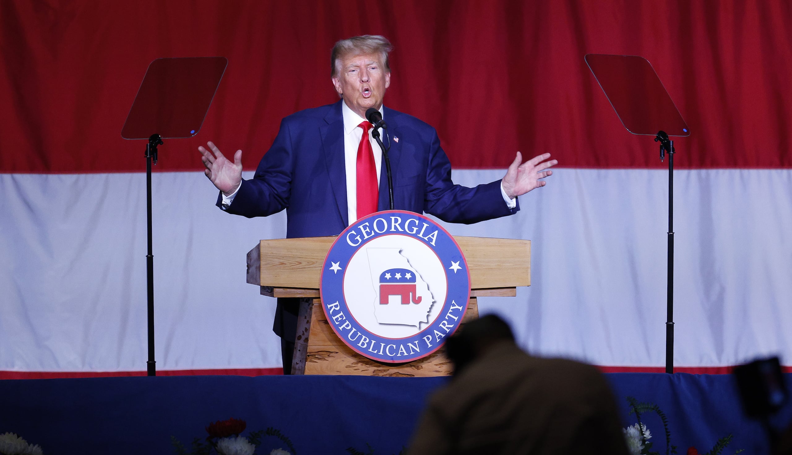 Ellis es la cuarta acusada -y la tercera abogada del equipo legal de la campaña de Trump- que se declara culpable en este caso.