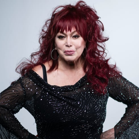 Iris Chacón asume su edad con todo su garbo y encanto - Videos - Primera Hora