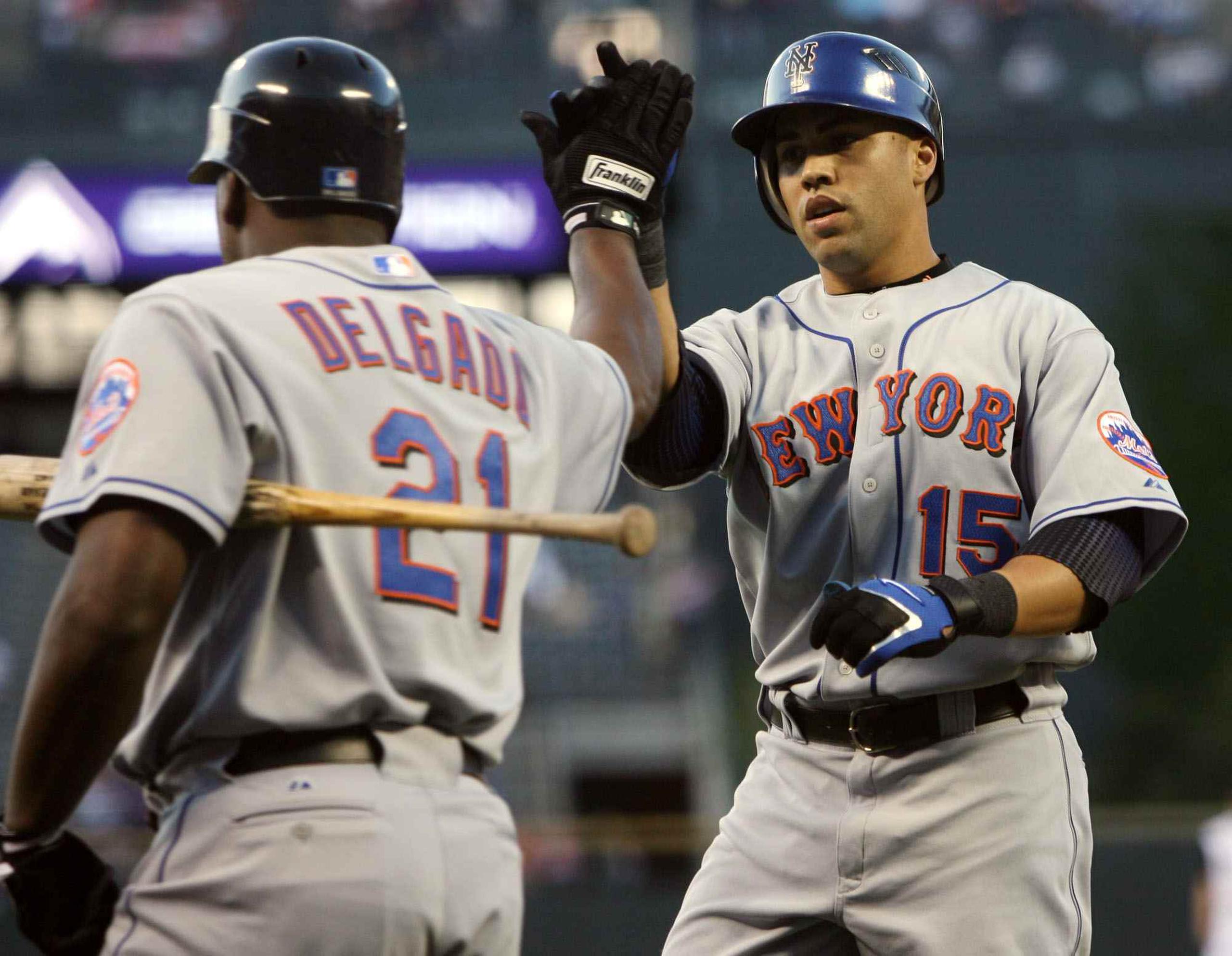 Beltrán jugó cinco temporadas con los Mets de Nueva York, entre el 2005 y el 2011. En el equipo, coincidió con Carlos Delgado para formar una temible dupla en la alineación.