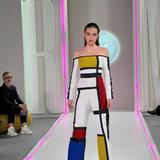 Inspirada en el estilo Mondrian la octava gala de “Revelación moda”