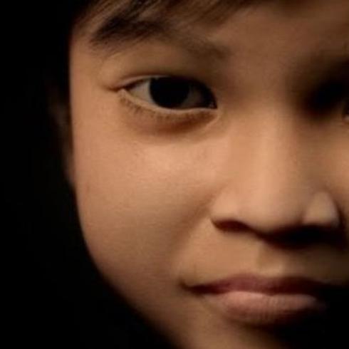 La niña que ayudó a identificar a más de 1,000 pedófilos en Internet 