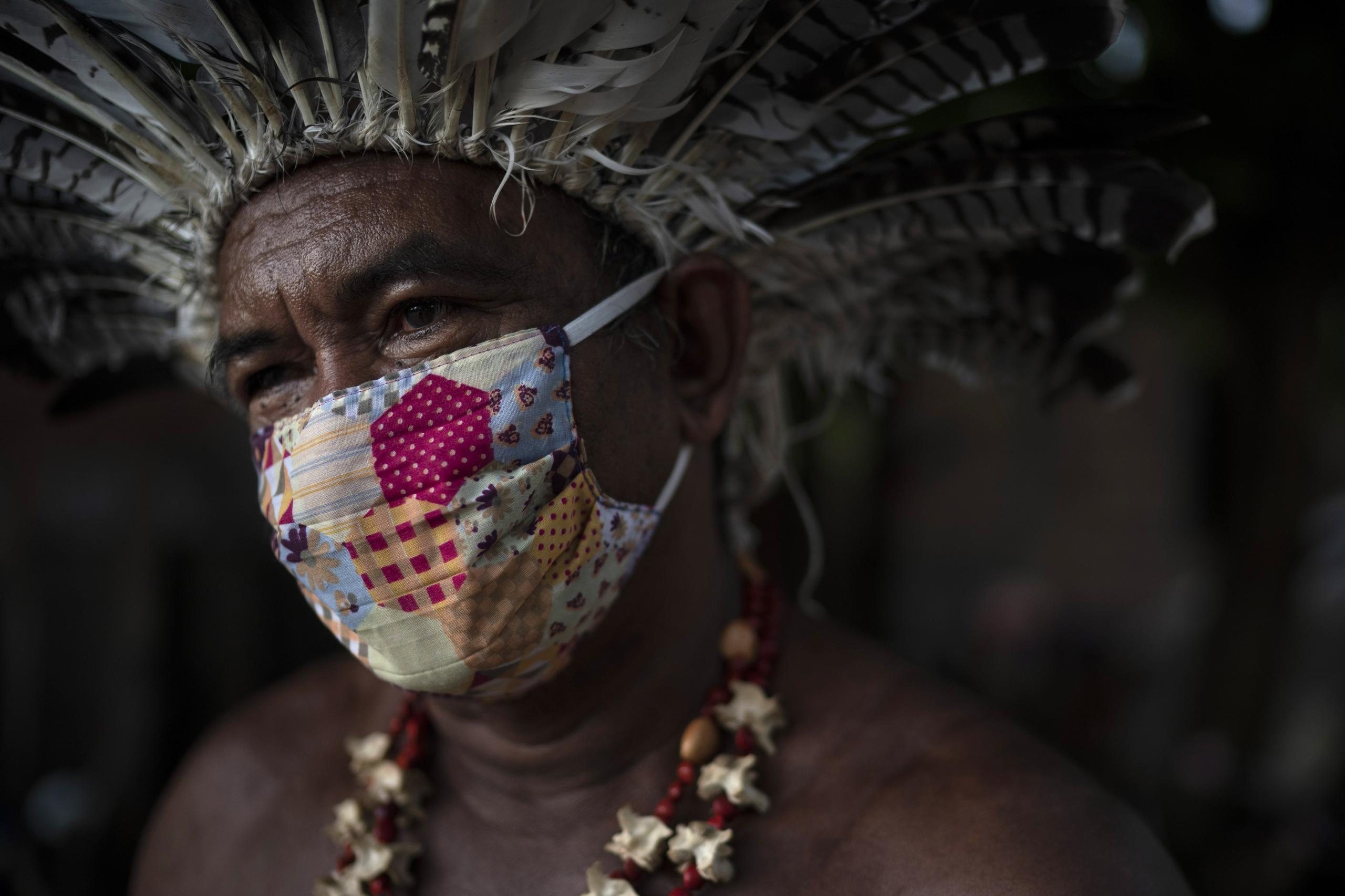 Pedro dos Santos, líder de la comunidad Parque de Naciones Indígenas, en Manaus, Brasil.