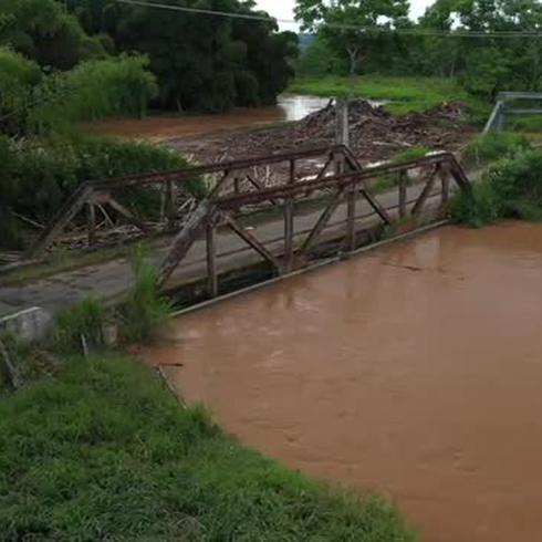 Se desborda el río Culebrinas en Aguada
