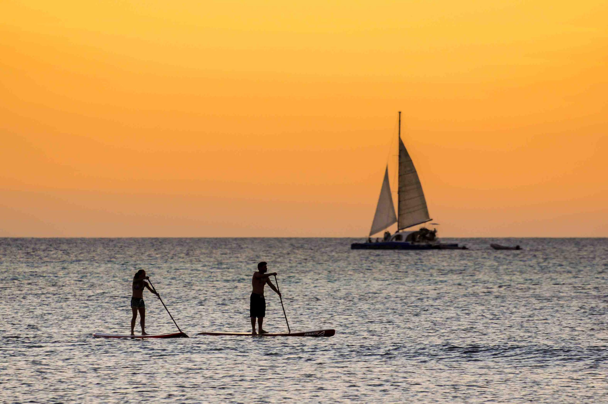 Playas como Hadicurari, en Aruba, son ideales para practicar todo tipo de deportes acuáticos.