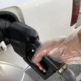 Bajan levemente los precios de la gasolina en EE.UU.