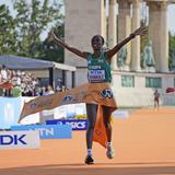 Etiopía copa los primeros dos lugares en el Maratón femenino