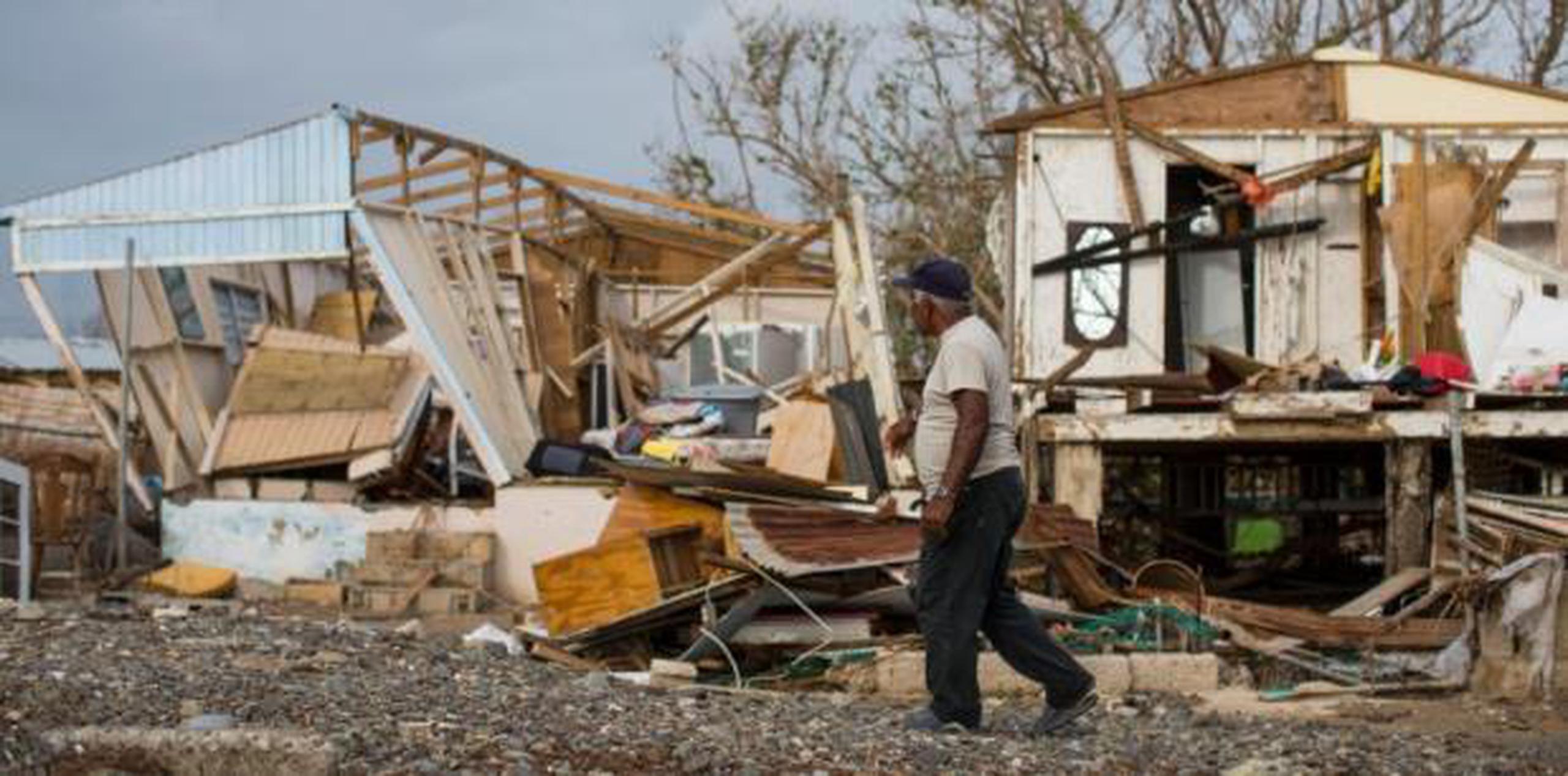 Hasta hace unos días las autoridades solo habían admitido la muerte de más de 64 personas a causa del poderoso huracán. (tonito.zayas@gfrmedia.com)