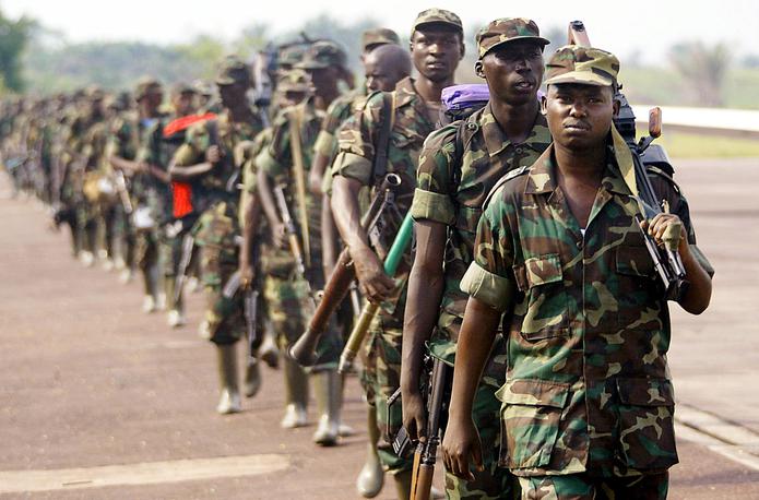 Las tropas ruandesas en 2002.