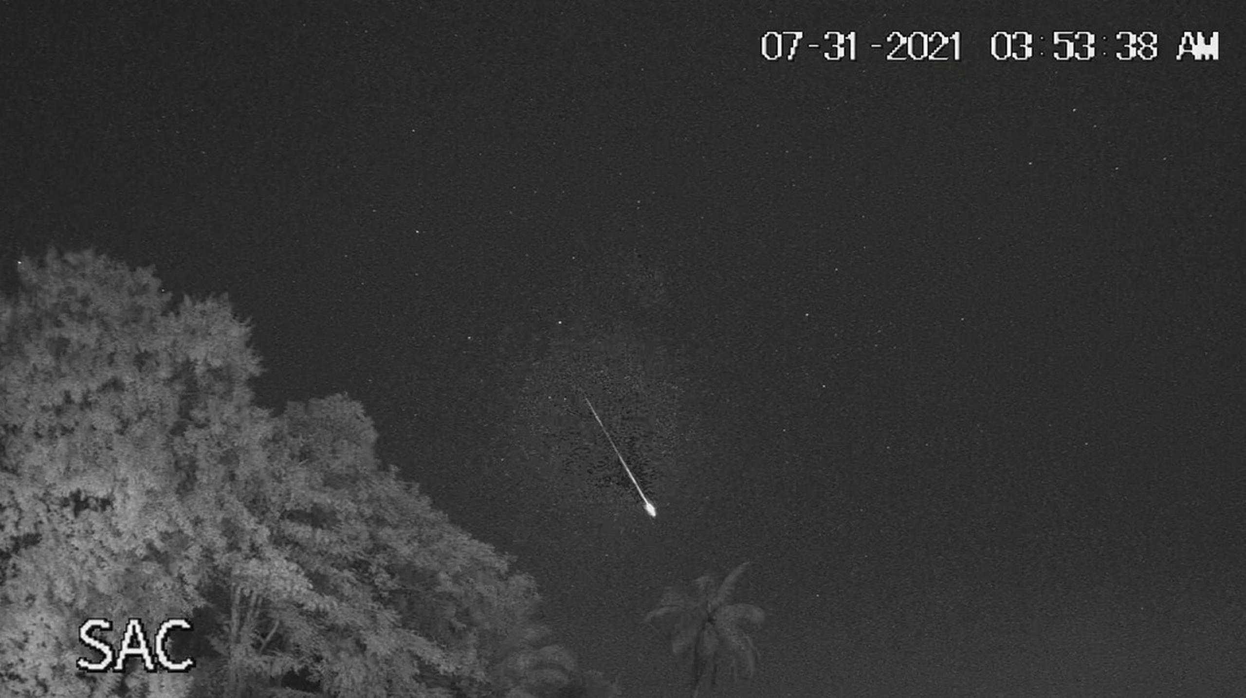 La SAC anticipó que más meteoros serán visibles próximamente, ya que se acerca otra lluvia de meteoros, conocida como las Perseidas, cuyo máximo debe ocurrir cerca del 11, 12 y 13 de Agosto.