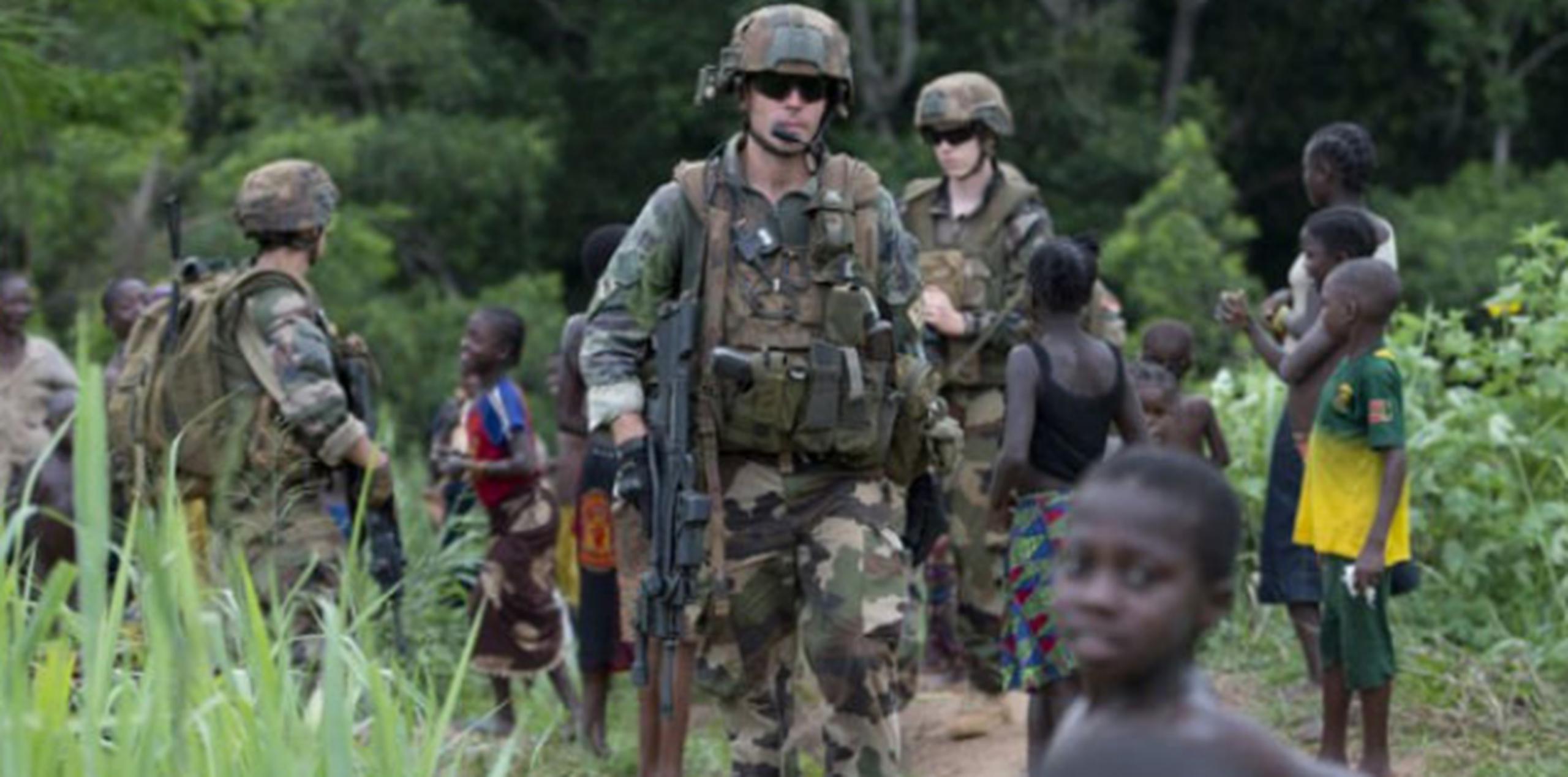 Las 10,000 tropas de la ONU y 1,800 policías apoyarán a más de 5,000 soldados de la Unión Africana, pero hasta el 15 de septiembre. (AFP)