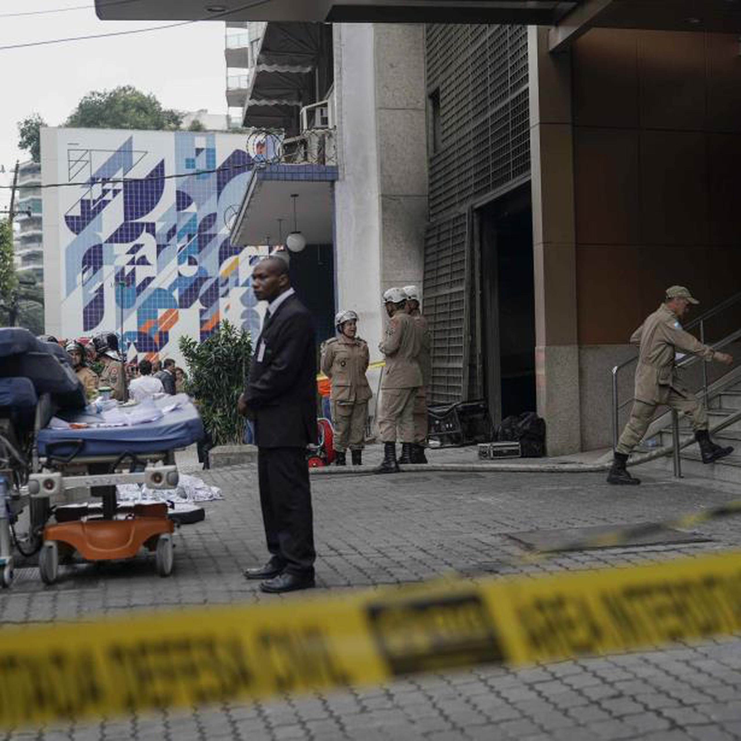 El alcalde de Río, Marcelo Crivella, declaró tres días de luto. (AP)
