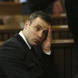 Oscar Pistorius podría quedar en libertad condicional por el asesinato de su novia 