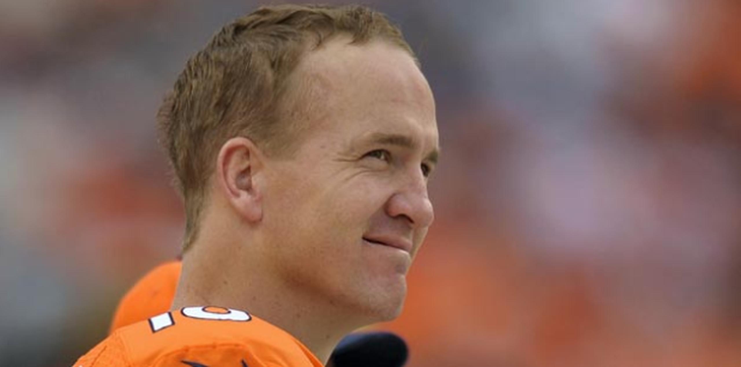 Peyton Manning. Con las 354 yardas en el triunfo 45-21 sobre Washington, el quarterback de los Broncos llegó a 2.919 en la campaña, una marca en los primeros ocho juegos de una temporada de la NFL. (Archivo)