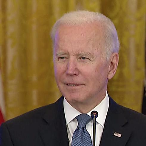 Joe Biden es captado insultado a reportero: "Hijo de..."