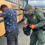 Detienen tres polizones que llegaron a Guayanilla en una barcaza de Luisiana