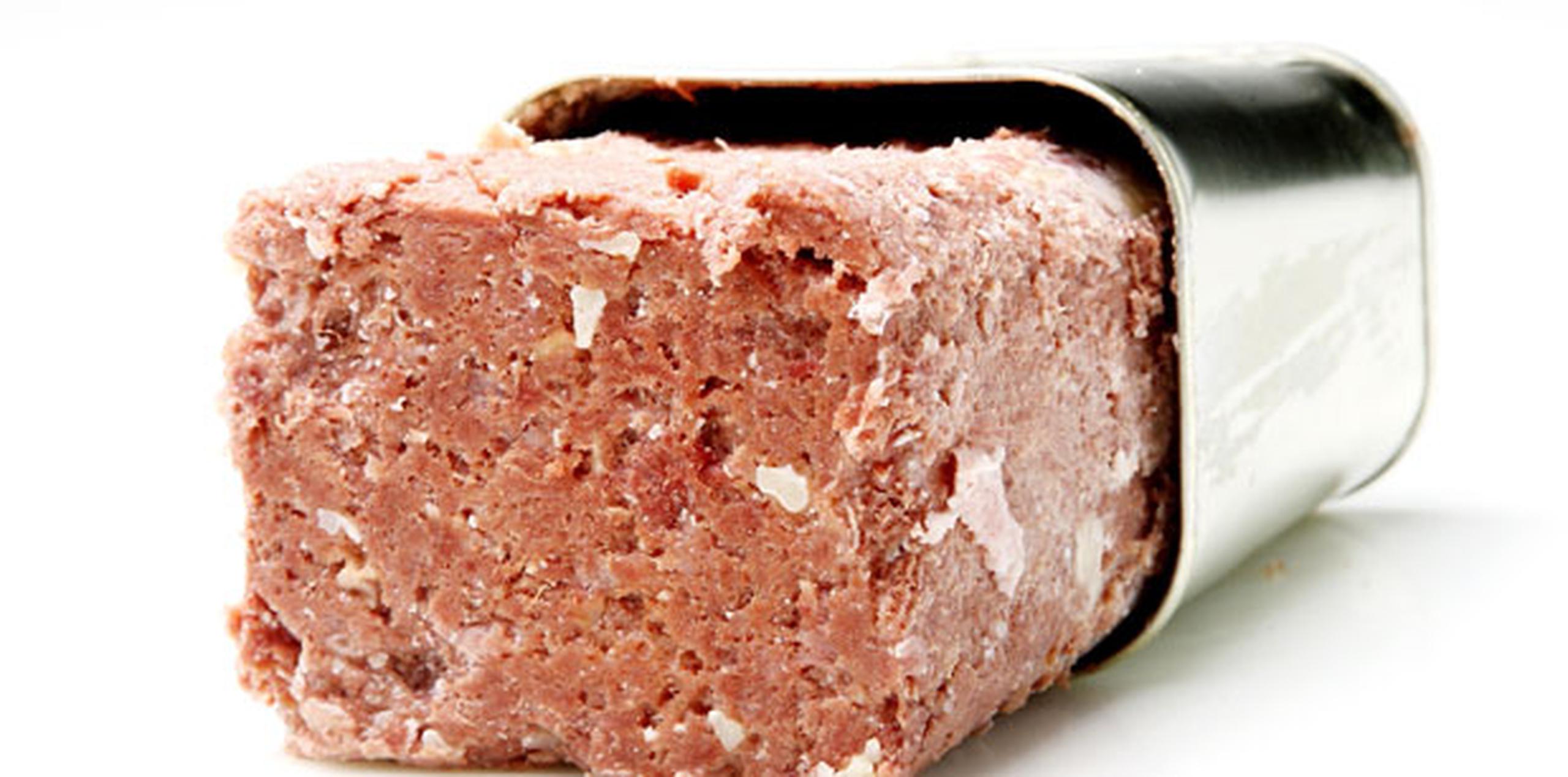 El corned beef, el de la famosa lata cuadrada que todos conocemos,  llegó a Uruguay en 1863  y es desde ese país que se le mercadeará internacionalmente como lo conocemos hoy. (Archivo)