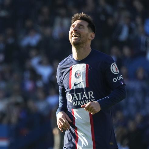 Messi regresa al París Saint Germain, que lo recibe con honores