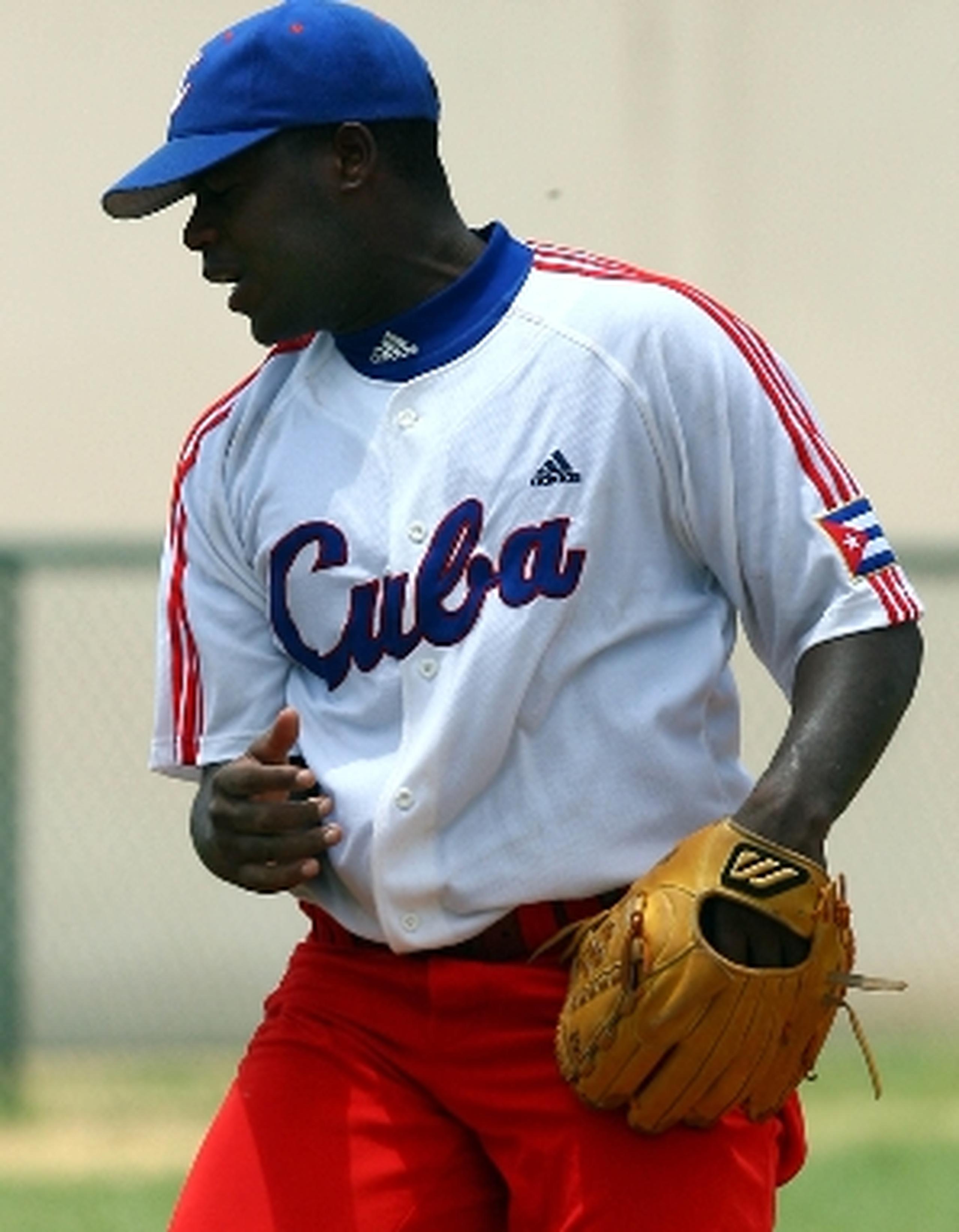 Yadier Pedroso lanzó por Cuba en Puerto Rico durante la primera edición del Clásico Mundial de Béisbol en el 2006. Debutaba en la selección con 19 años. Archivo