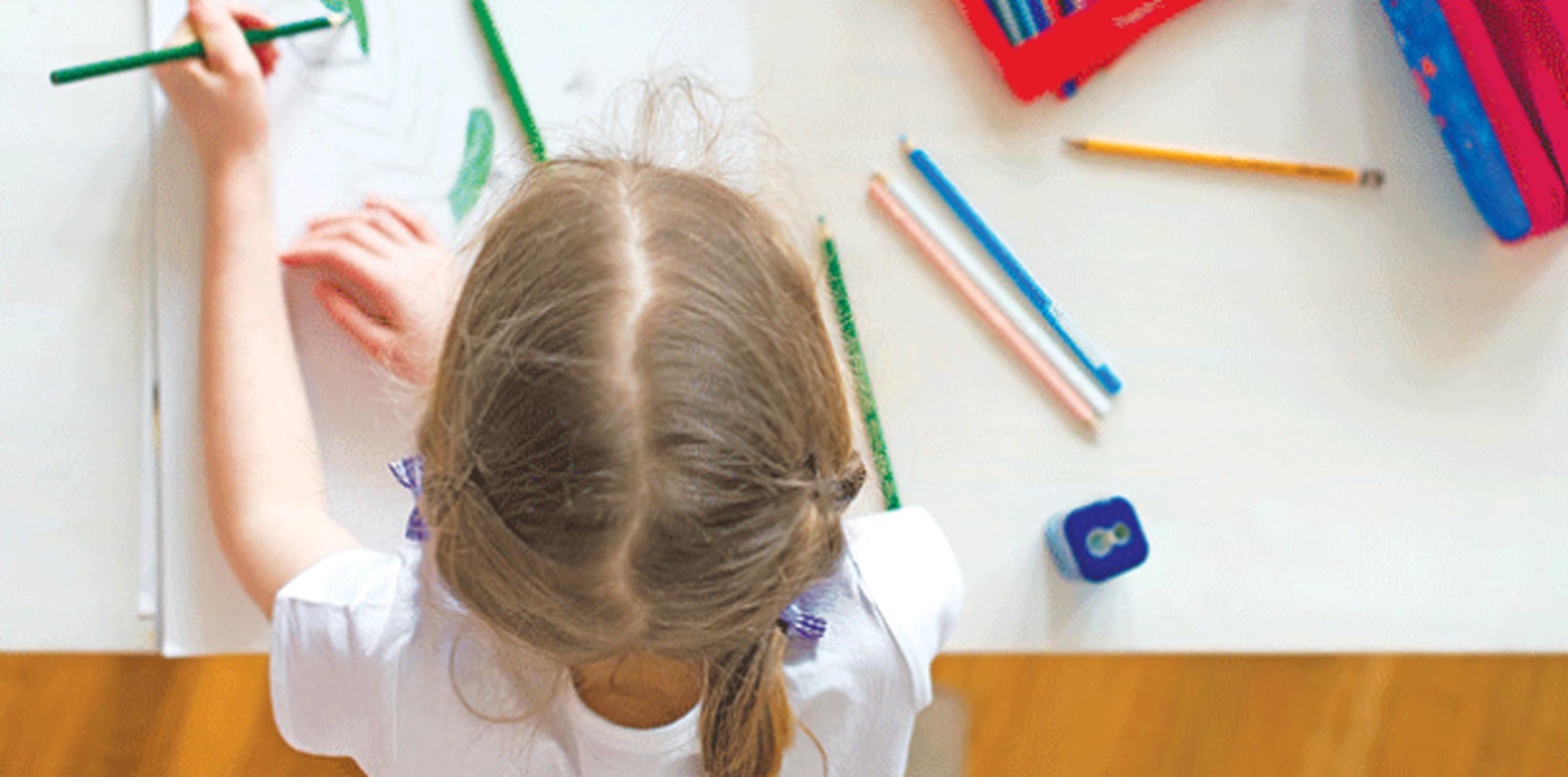 Corregir El Comportamiento De Un Niño Que No Escucha