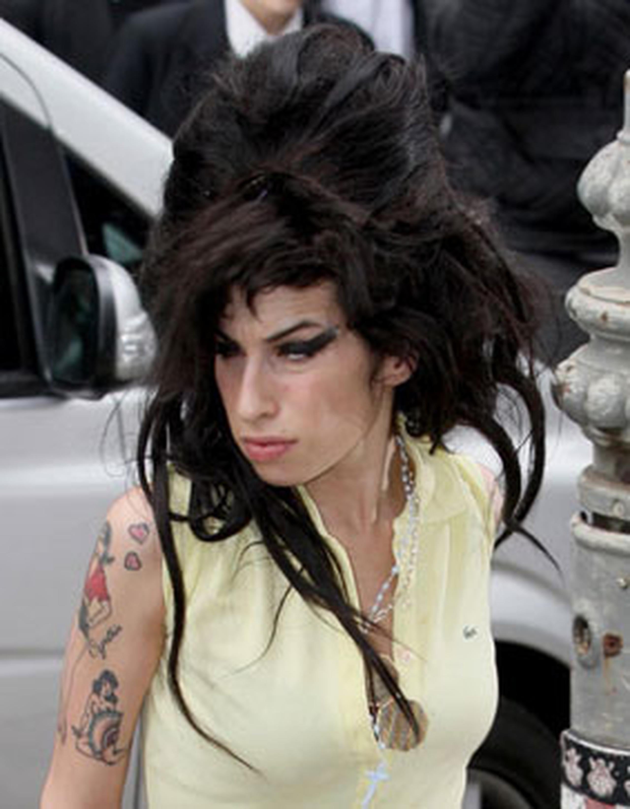 Biografía De Amy Winehouse Primera Hora