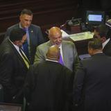Cámara y Senado ratifican la versión final del presupuesto para 2023-2034
