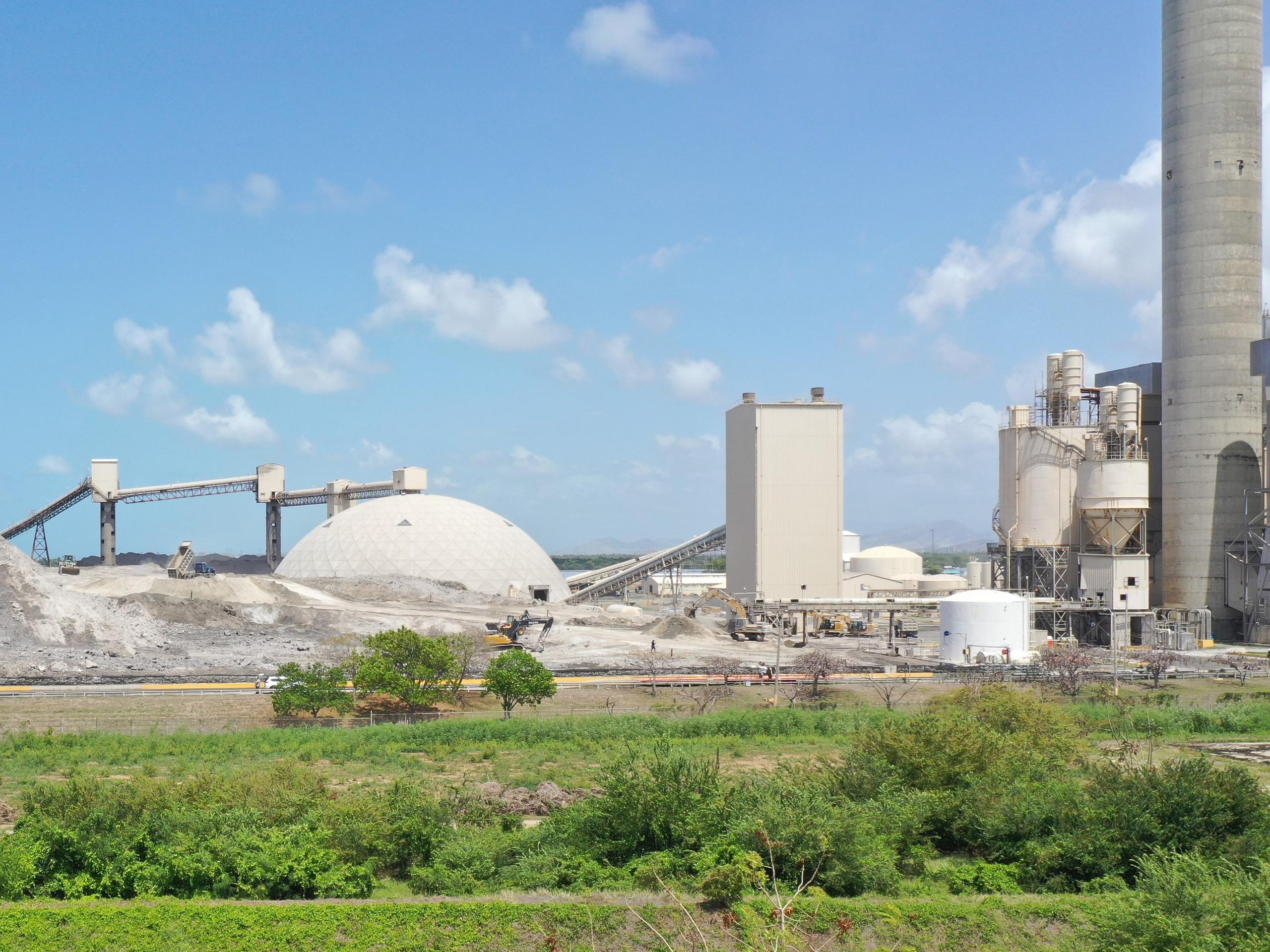 Imagen de la planta AES, localizada en Guayama.