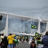 Asalto de los bolsonaristas en Brasil recuerda al ataque al Capitolio de Estados Unidos