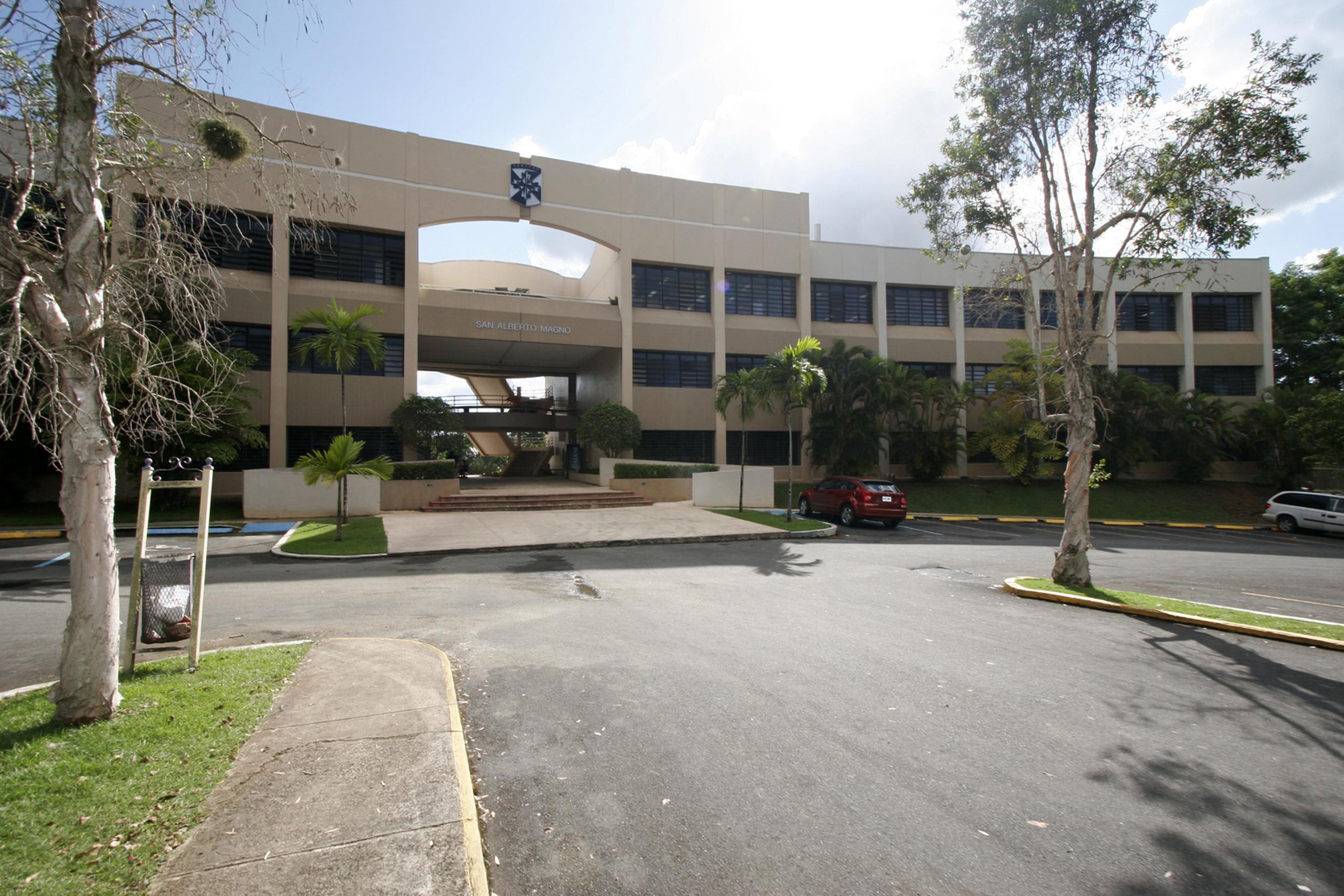 La Universidad Central de Bayamón lleva seis décadas de establecida.