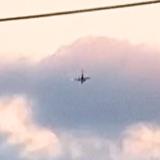 En espiral: avioneta se desploma contra casa en Oregón