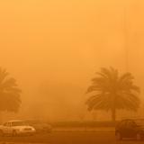 Tormenta de arena cubre varias ciudades en Irán