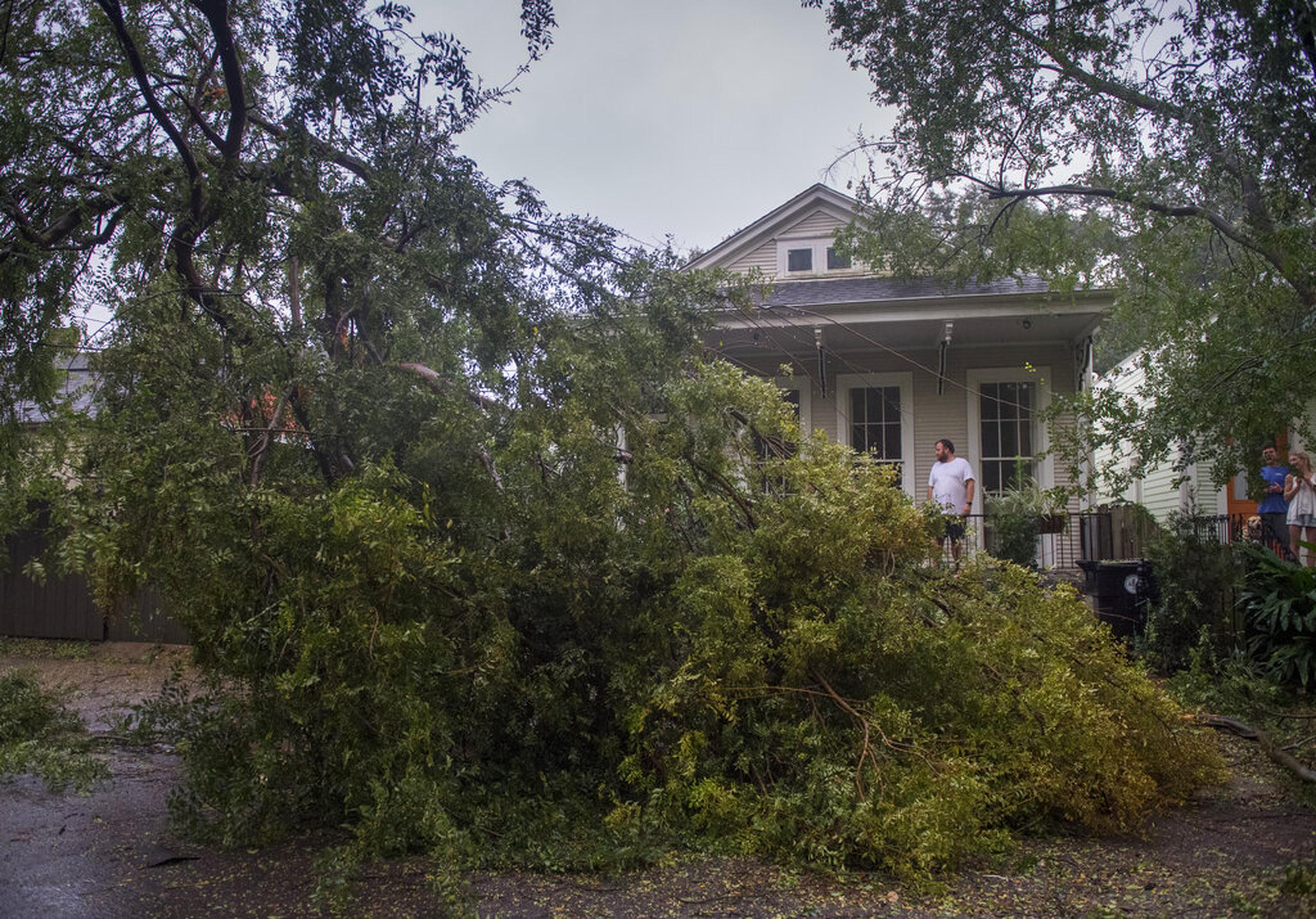 Daños por el huracán Zeta en Nueva Orleans.