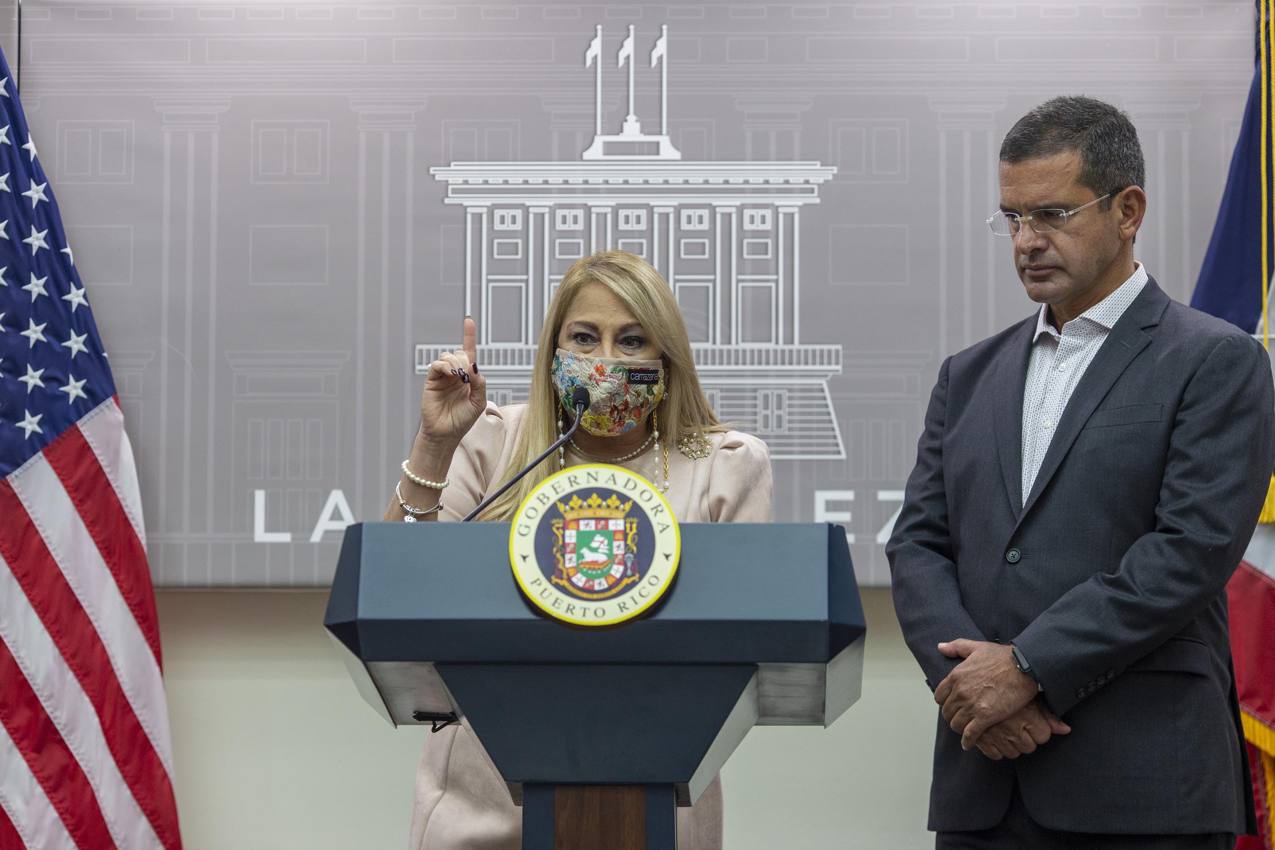 Wanda Vázquez junto al gobernador Pedro Pierluisi.