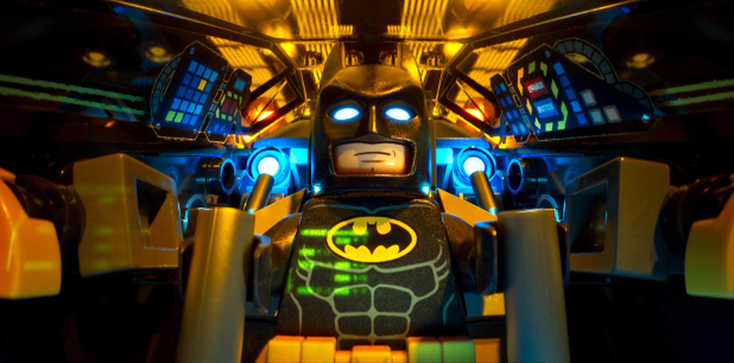 La cinta animada con personajes de Lego recaudó más de $55.6 millones. (AP)