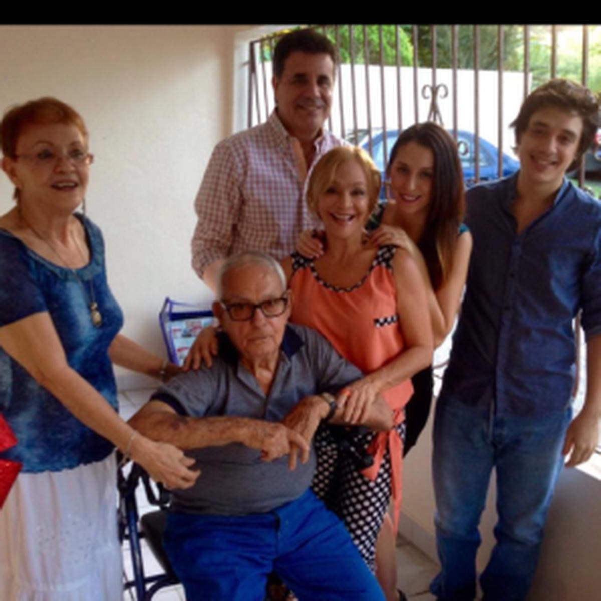 Yolandita Monge Hijos