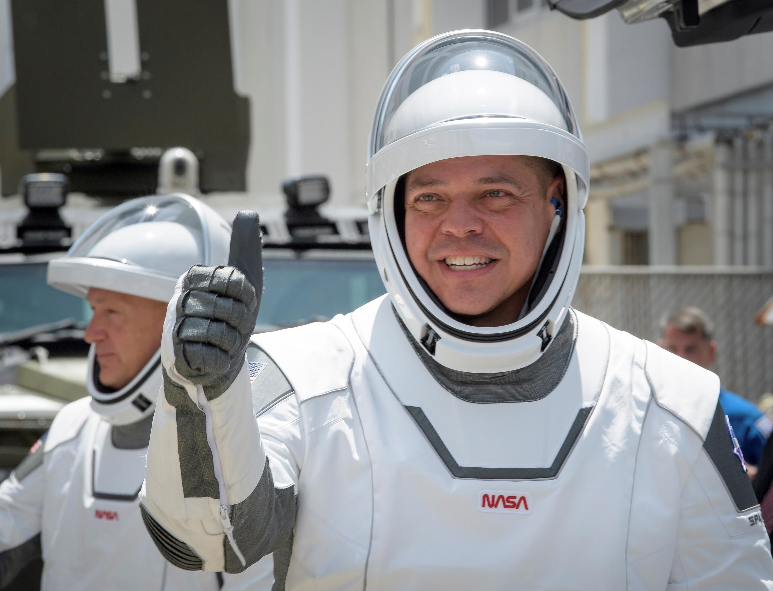 Los astronautas Robert Behnken,derecha, y Douglas Hurley, izquierda, tripulación del SpaceX.