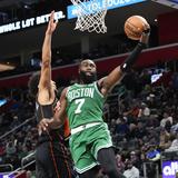Los Celtics consiguen su octava victoria consecutiva tras superar a los Pistons