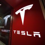 Tesla llega a un acuerdo con familia de conductor fallecido en accidente