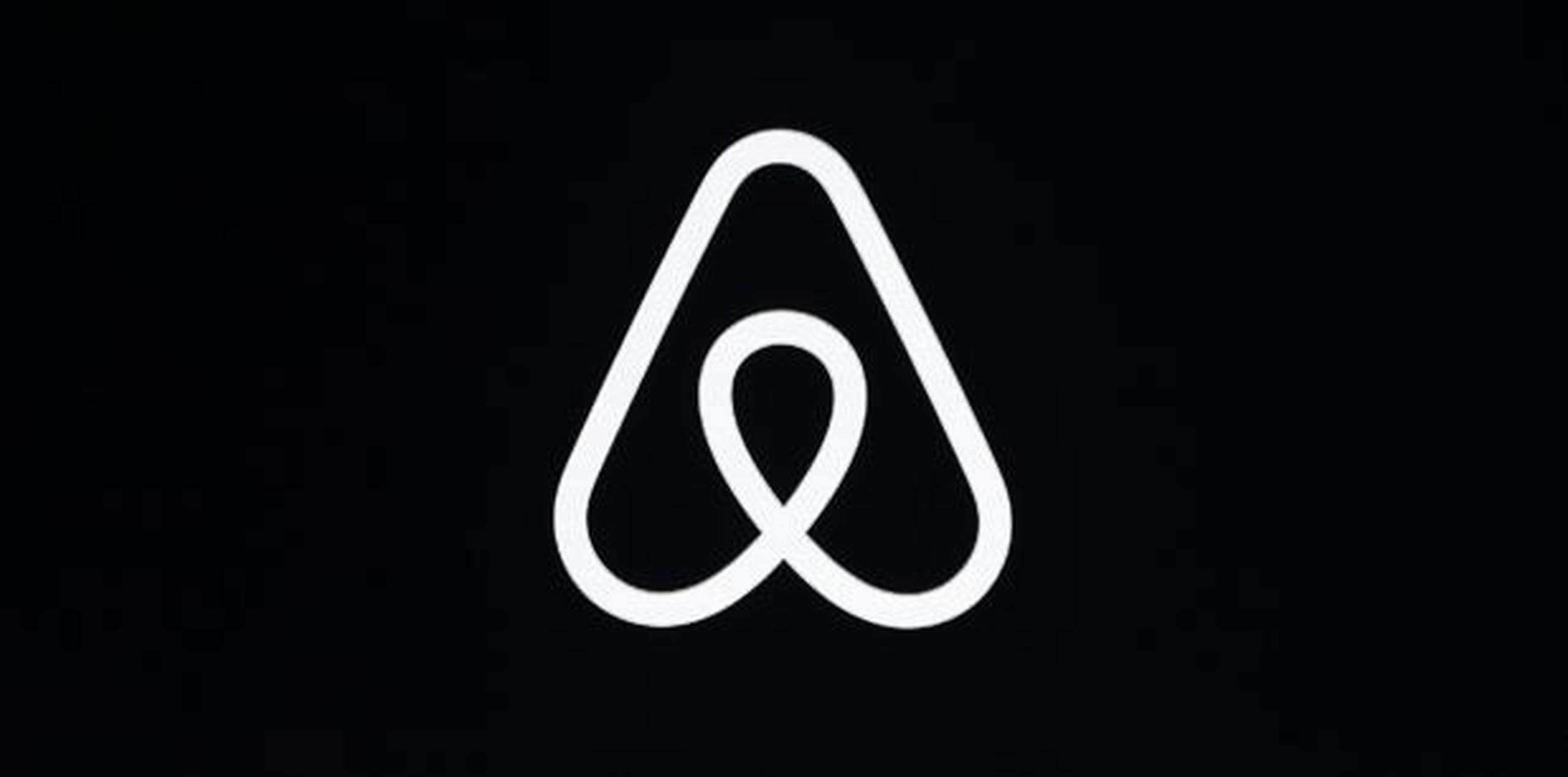 La iniciativa de la empresa promociona una nueva colección de reservaciones disponibles llamada Airbnb Adventures. (AP / Eric Risberg)