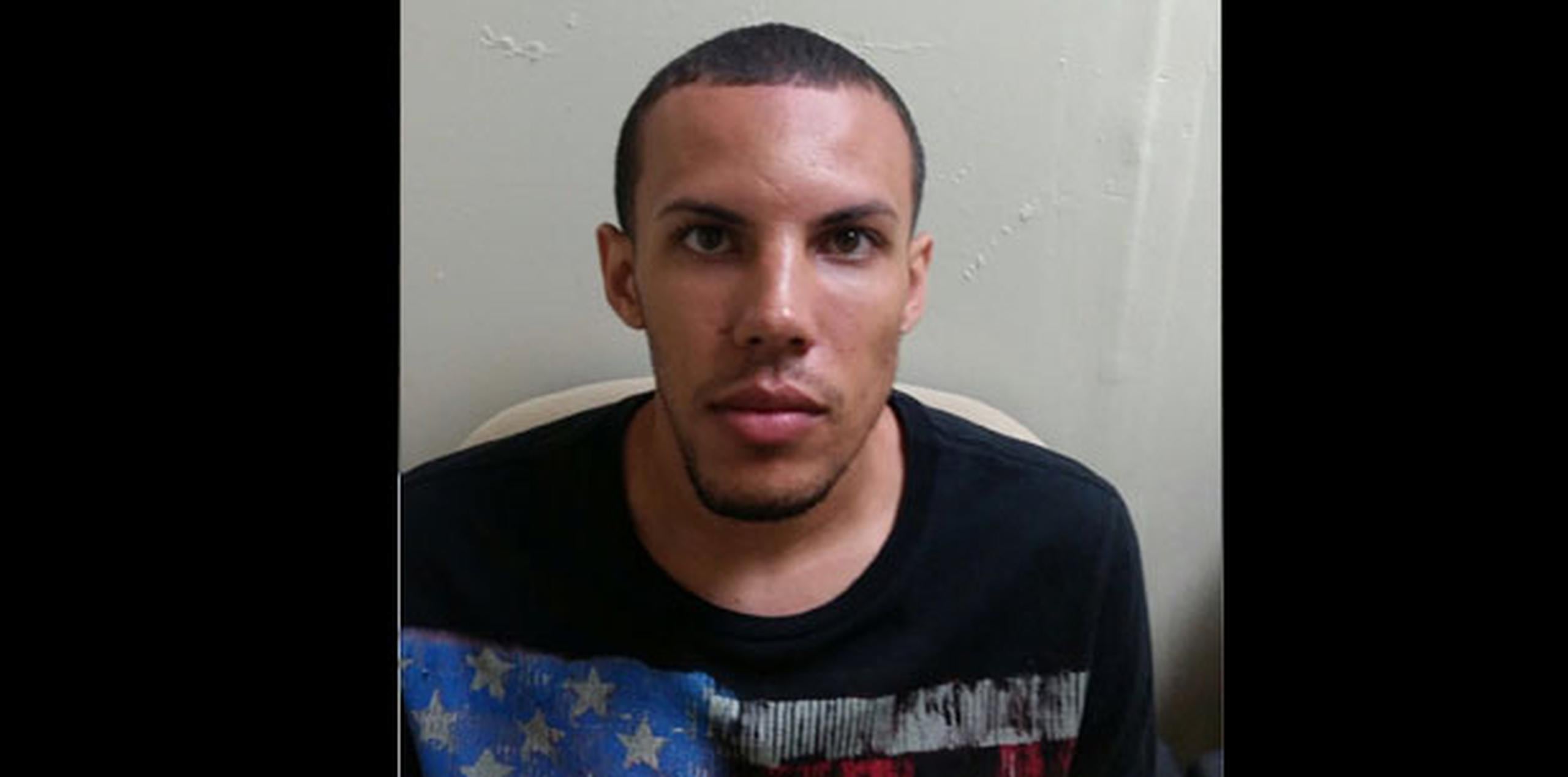 José Alejandro Medina Reyes, de 24 años, fue arrestado en el residencial Loma Alta en Carolina y no les ofreció resistencia. (Suministrada)