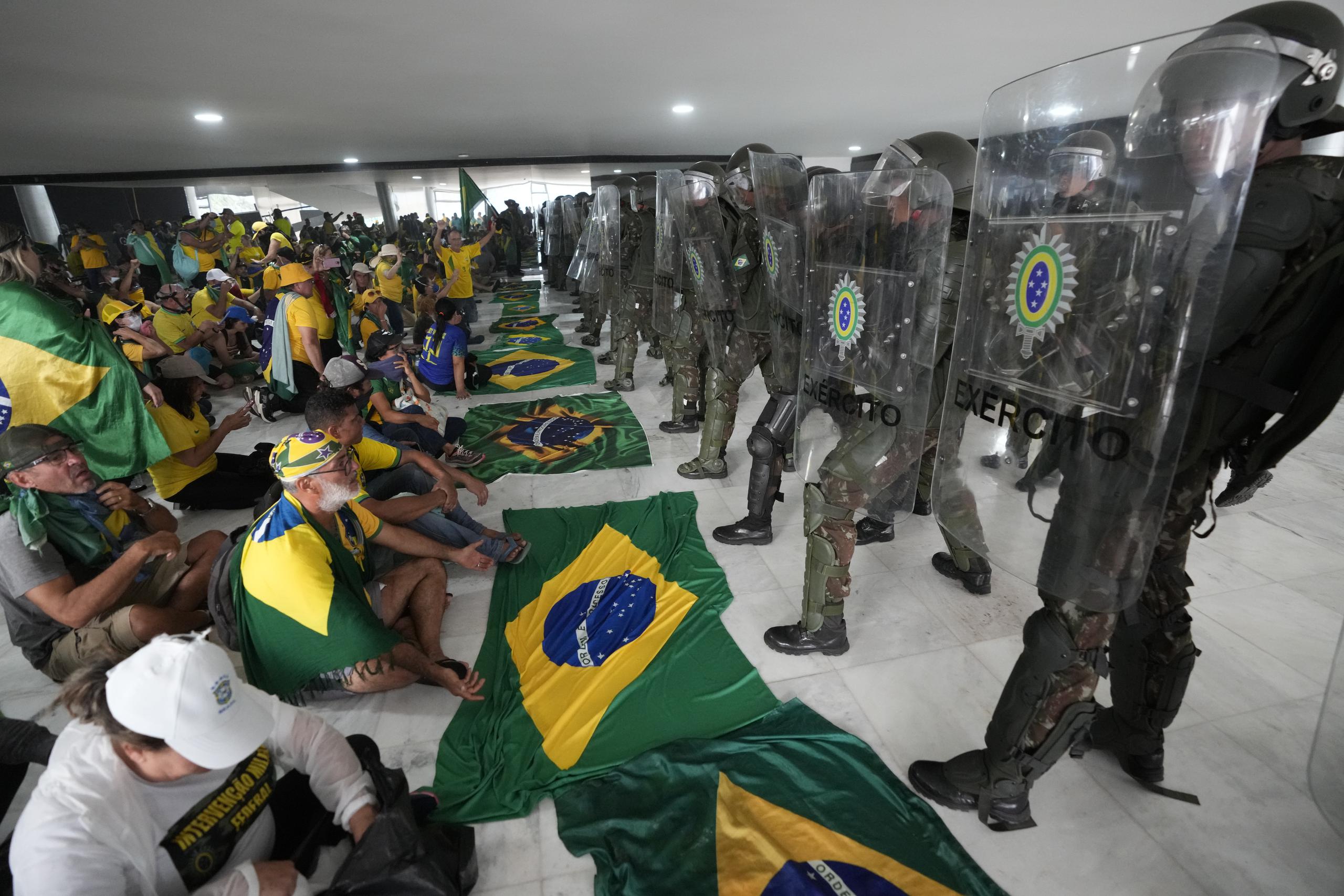 Los disturbios ocurrieron el  8 de enero de 2023, en Brasilia, Brasil.