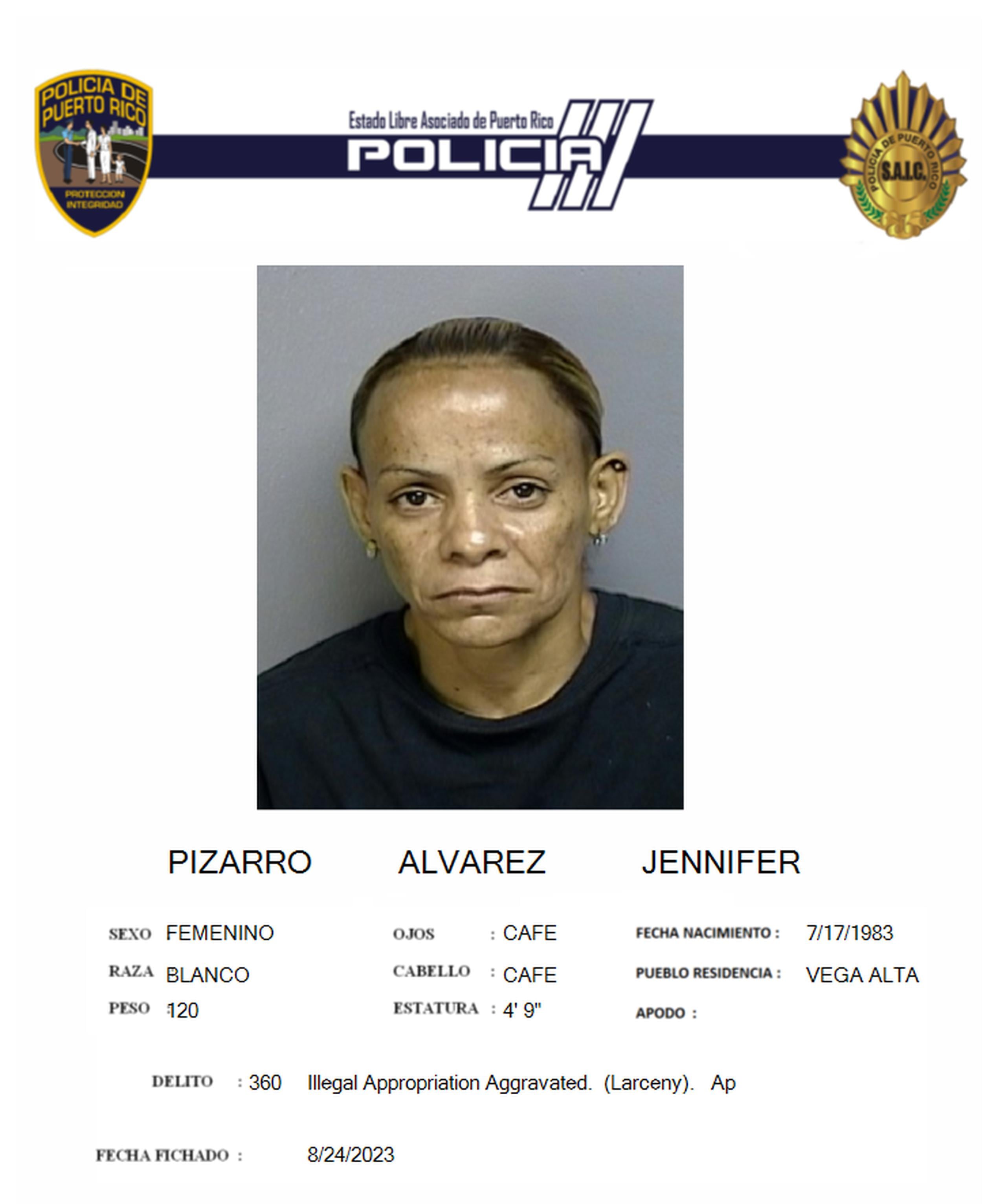 Jennifer Pizarro Álvarez enfrenta cargos por apropiación ilegal de mercancía.